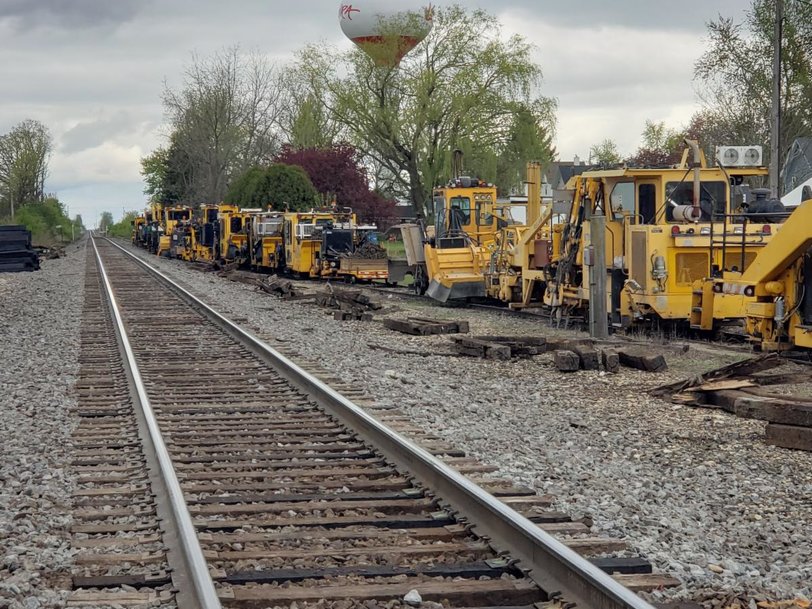 Railway Maintenance of Way Equipment: Lease or Buy?